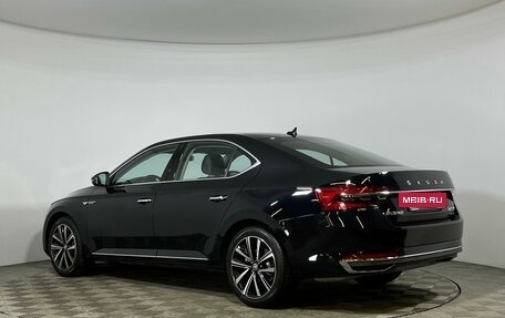 Skoda Superb III рестайлинг, 2025 год, 4 600 000 рублей, 8 фотография