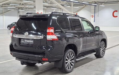 Toyota Land Cruiser Prado 150 рестайлинг 2, 2016 год, 2 950 000 рублей, 6 фотография