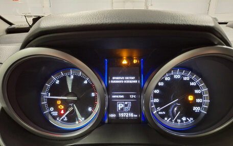 Toyota Land Cruiser Prado 150 рестайлинг 2, 2016 год, 2 950 000 рублей, 16 фотография