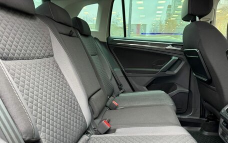 Volkswagen Tiguan II, 2017 год, 2 445 000 рублей, 11 фотография