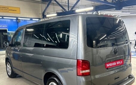 Volkswagen Caravelle T5, 2012 год, 2 200 000 рублей, 5 фотография