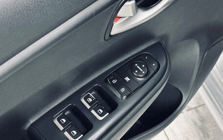 KIA Rio IV, 2021 год, 1 320 000 рублей, 9 фотография