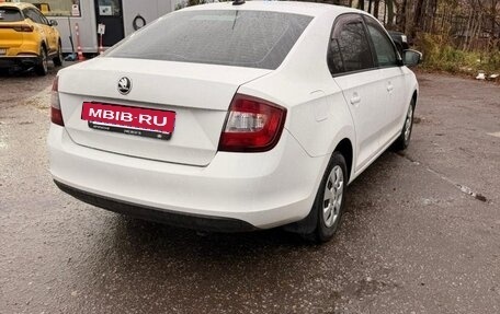 Skoda Rapid I, 2018 год, 880 000 рублей, 3 фотография