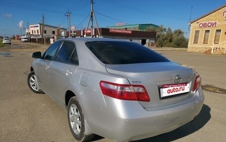 Toyota Camry, 2011 год, 1 100 000 рублей, 4 фотография