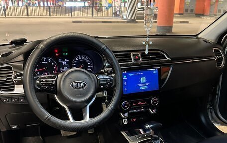 KIA Rio IV, 2018 год, 1 300 000 рублей, 5 фотография