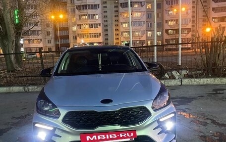 KIA Rio IV, 2018 год, 1 300 000 рублей, 2 фотография