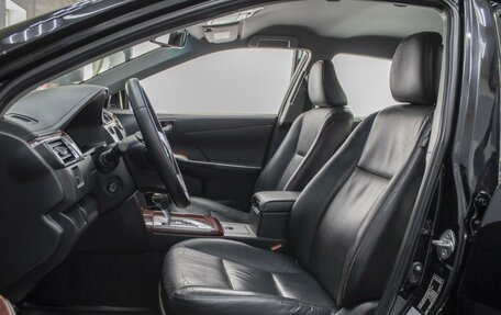 Toyota Camry, 2012 год, 1 590 000 рублей, 10 фотография