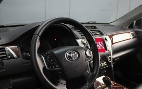Toyota Camry, 2012 год, 1 590 000 рублей, 13 фотография