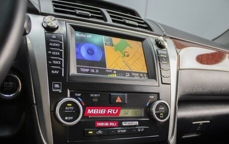 Toyota Camry, 2012 год, 1 590 000 рублей, 15 фотография