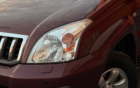 Toyota Land Cruiser Prado 120 рестайлинг, 2006 год, 1 725 000 рублей, 2 фотография