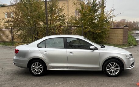 Volkswagen Jetta VI, 2015 год, 1 000 000 рублей, 3 фотография