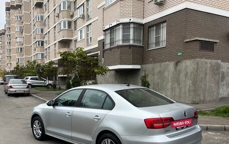 Volkswagen Jetta VI, 2015 год, 1 000 000 рублей, 5 фотография