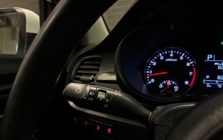 KIA Rio IV, 2018 год, 1 360 000 рублей, 20 фотография