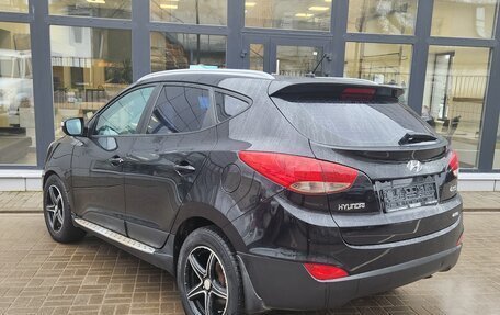 Hyundai ix35 I рестайлинг, 2011 год, 865 000 рублей, 3 фотография