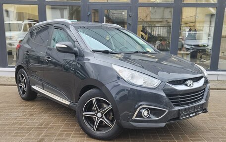 Hyundai ix35 I рестайлинг, 2011 год, 865 000 рублей, 2 фотография