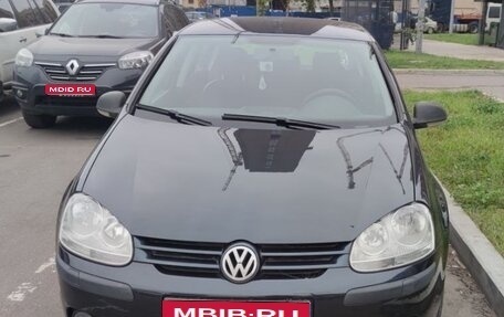 Volkswagen Golf V, 2006 год, 535 000 рублей, 1 фотография