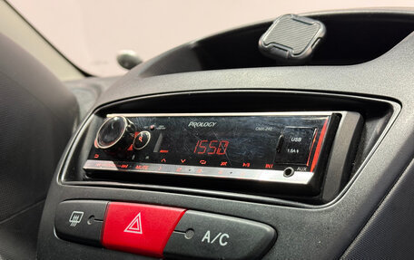 Peugeot 107 I рестайлинг, 2012 год, 399 000 рублей, 10 фотография