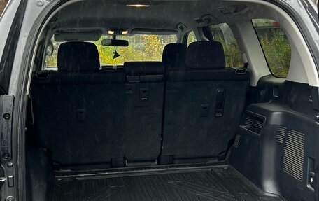 Toyota Land Cruiser Prado 150 рестайлинг 2, 2020 год, 5 950 000 рублей, 8 фотография