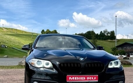 BMW 5 серия, 2016 год, 1 880 000 рублей, 1 фотография