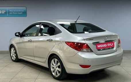 Hyundai Solaris II рестайлинг, 2011 год, 812 000 рублей, 5 фотография
