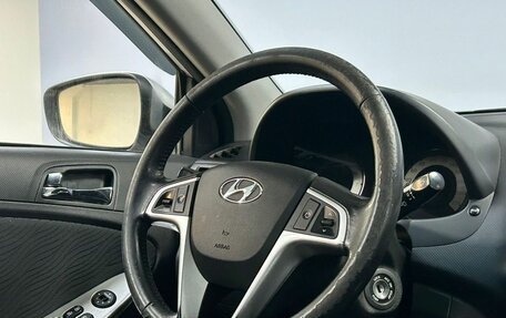 Hyundai Solaris II рестайлинг, 2011 год, 812 000 рублей, 16 фотография