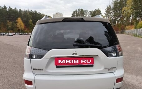 Mitsubishi Outlander III рестайлинг 3, 2010 год, 1 200 000 рублей, 18 фотография