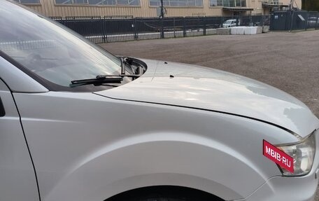 Mitsubishi Outlander III рестайлинг 3, 2010 год, 1 200 000 рублей, 9 фотография