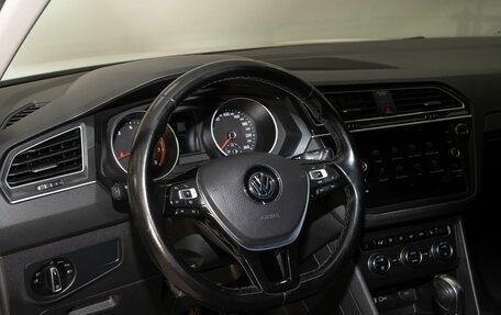 Volkswagen Tiguan II, 2019 год, 2 732 000 рублей, 5 фотография