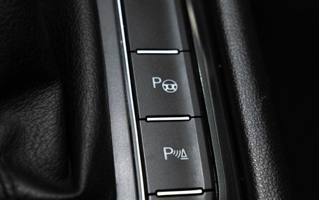 Volkswagen Tiguan II, 2019 год, 2 732 000 рублей, 15 фотография