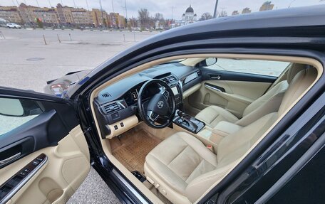 Toyota Camry, 2015 год, 1 900 000 рублей, 7 фотография