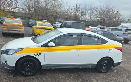 Hyundai Solaris II рестайлинг, 2021 год, 1 350 000 рублей, 4 фотография