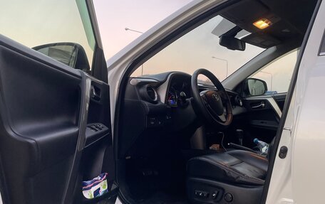 Toyota RAV4, 2013 год, 1 950 000 рублей, 5 фотография