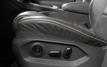 Volkswagen Touareg III, 2019 год, 5 150 000 рублей, 18 фотография