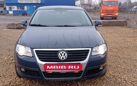 Volkswagen Passat B6, 2007 год, 550 000 рублей, 3 фотография