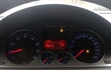 Volkswagen Passat B6, 2007 год, 550 000 рублей, 10 фотография