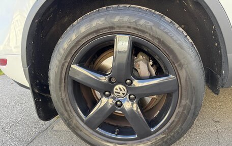 Volkswagen Touareg III, 2013 год, 2 100 000 рублей, 19 фотография