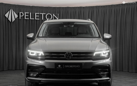 Volkswagen Tiguan II, 2018 год, 3 120 000 рублей, 3 фотография