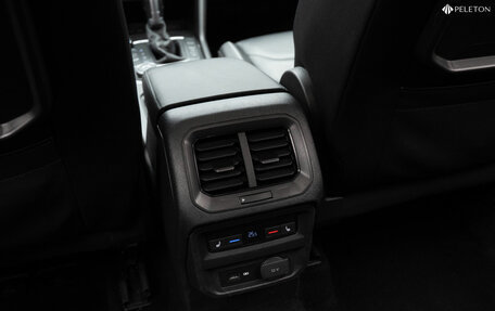 Volkswagen Tiguan II, 2018 год, 3 120 000 рублей, 15 фотография