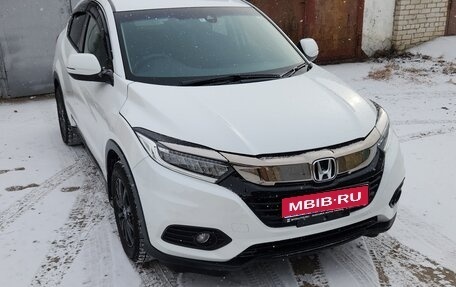 Honda Vezel, 2018 год, 1 730 000 рублей, 1 фотография