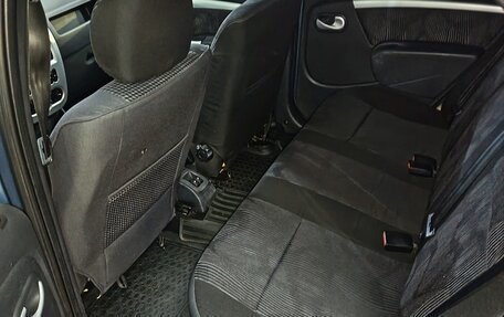 Renault Logan I, 2011 год, 180 000 рублей, 3 фотография