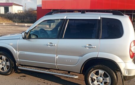 Chevrolet Niva I рестайлинг, 2012 год, 510 000 рублей, 2 фотография