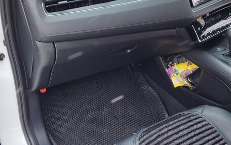Honda Vezel, 2018 год, 1 730 000 рублей, 15 фотография