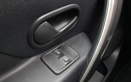 Renault Logan II, 2021 год, 1 098 600 рублей, 12 фотография