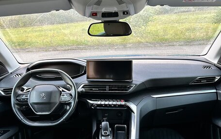 Peugeot 3008 II, 2021 год, 1 980 000 рублей, 3 фотография