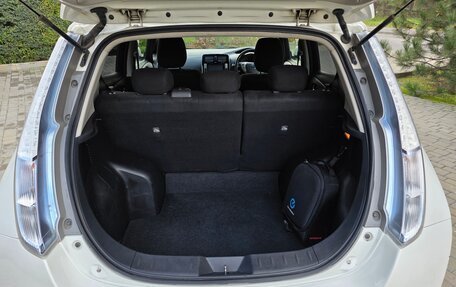 Nissan Leaf I, 2015 год, 850 000 рублей, 8 фотография