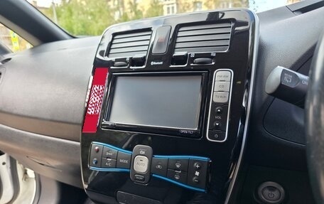 Nissan Leaf I, 2015 год, 850 000 рублей, 14 фотография