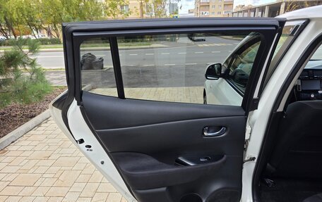 Nissan Leaf I, 2015 год, 850 000 рублей, 21 фотография