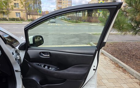 Nissan Leaf I, 2015 год, 850 000 рублей, 23 фотография