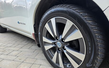 Nissan Leaf I, 2015 год, 850 000 рублей, 26 фотография