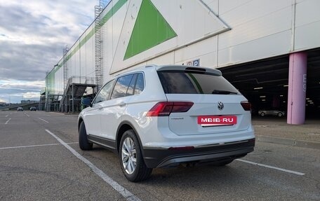 Volkswagen Tiguan II, 2019 год, 2 950 000 рублей, 3 фотография